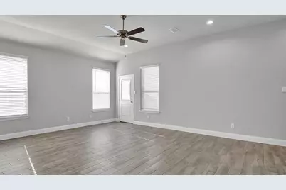 1717 Sparrow Street, Denton, TX 76205 - Photo 7