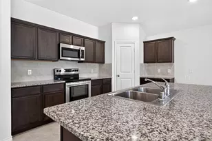 1111 Meadow Side Dr, Princeton, TX 75407 - Photo 15