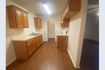 2302 Coleman Avenue, Fort Worth, TX 76105 - Photo 3