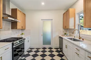 407 S Rosemont Ave, Dallas, TX 75208 - Photo 9