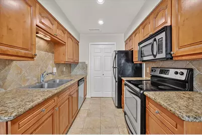 5728 Cedar Creek Drive #5728, Benbrook, TX 76109 - Photo 9
