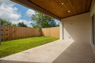 6304 Covington Ln, Dallas, TX 75214 - Photo 27