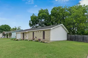4050 Salem Dr, Garland, TX 75043 - Photo 19