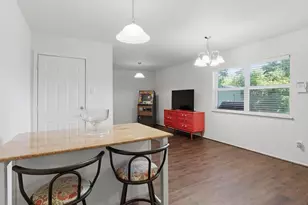 4050 Salem Dr, Garland, TX 75043 - Photo 9