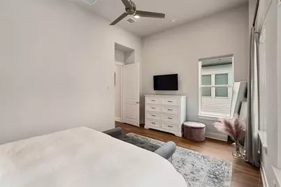 381 E Greenbriar Lane #1001, Dallas, TX 75203 - Photo 27