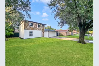 834 Brian Drive, Grand Prairie, TX 75052 - Photo 3