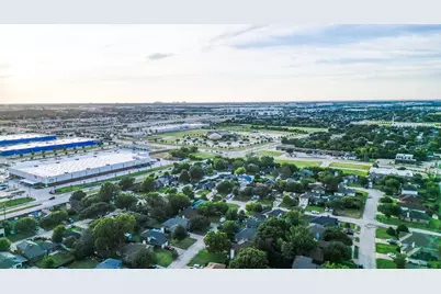 834 Brian Drive, Grand Prairie, TX 75052 - Photo 35