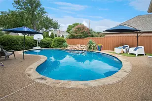 328 Park Valley Dr, Coppell, TX 75019 - Photo 39
