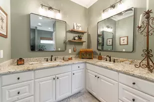 131 Lakeway Ln, Gun Barrel City, TX 75156 - Photo 5