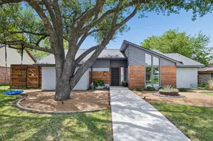 3116 Kingsbridge Dr, Plano, TX 75075 - Photo 3