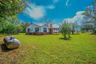 713 Lution Dr, Weatherford, TX 76087 - Photo 13