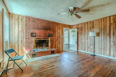 713 Lution Drive, Weatherford, TX 76087 - Photo 3