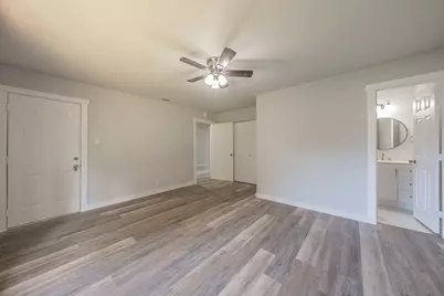 5558 Meadowbrook Drive, Fort Worth, TX 76112 - Photo 33