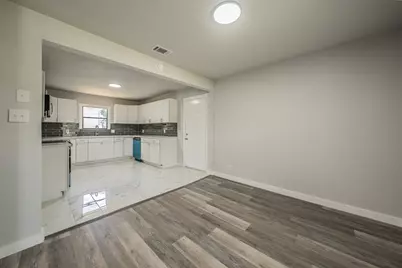 5558 Meadowbrook Drive, Fort Worth, TX 76112 - Photo 13