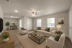 5558 Meadowbrook Dr, Fort Worth, TX 76112 - Photo 3