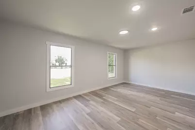 5558 Meadowbrook Drive, Fort Worth, TX 76112 - Photo 27
