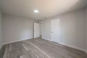 5558 Meadowbrook Dr, Fort Worth, TX 76112 - Photo 23