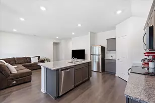 1000 Euston St, Denton, TX 76209 - Photo 13