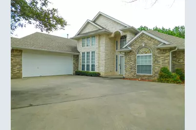 502 Hillcrest Lane, Krum, TX 76249 - Photo 5