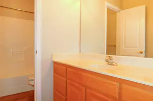 502 Hillcrest Ln, Krum, TX 76249 - Photo 27