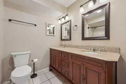 2604 Winding Creek Drive, Carrollton, TX 75007 - Photo 13