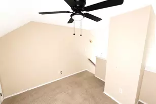 9809 Walnut St, Dallas, TX 75243 - Photo 15