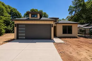 3804 De Maggio Ave, Dallas, TX 75210 - Photo 1