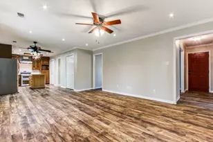 1315 Greenbriar St, Denton, TX 76201 - Photo 7