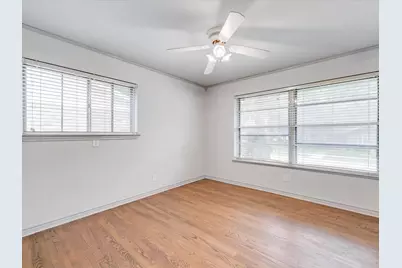 10039 Shadyview Drive, Dallas, TX 75238 - Photo 7