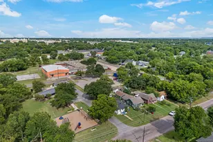 911 N Branch St, Sherman, TX 75090 - Photo 27