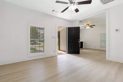 911 N Branch Street, Sherman, TX 75090 - Photo 7