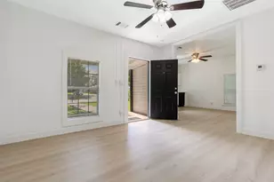 911 N Branch St, Sherman, TX 75090 - Photo 7
