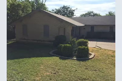 2420 Timberlake Drive, Irving, TX 75062 - Photo 5