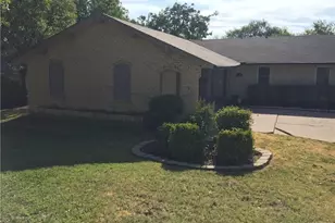 2420 Timberlake Dr, Irving, TX 75062 - Photo 5