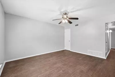 3318 Woodthrush Lane, Denton, TX 76209 - Photo 9