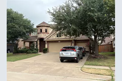 2756 Explorador, Grand Prairie, TX 75054 - Photo 3