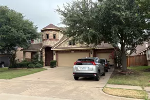 2756 Explorador, Grand Prairie, TX 75054 - Photo 3