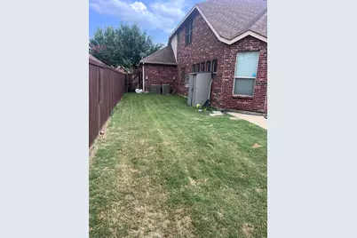 2756 Explorador, Grand Prairie, TX 75054 - Photo 21