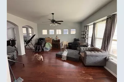 2756 Explorador, Grand Prairie, TX 75054 - Photo 9