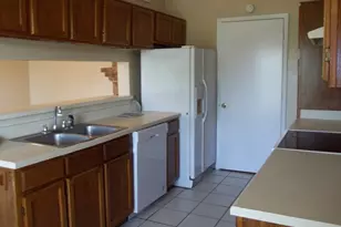 1757 Carrington Dr, Glenn Heights, TX 75154 - Photo 7