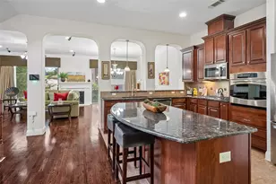 835 Rockingham Dr, Irving, TX 75063 - Photo 11