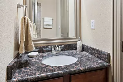 835 Rockingham Drive, Irving, TX 75063 - Photo 21