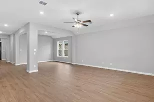 3348 Pier Vw St, Grand Prairie, TX 76065 - Photo 7