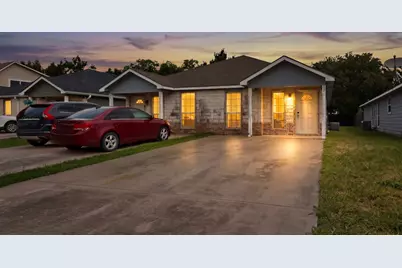 117 W Wilson Avenue #117, Sherman, TX 75090 - Photo 1