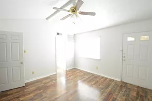 501 Arbor Creek Dr, Euless, TX 76039 - Photo 11