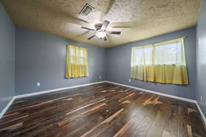 1217 W Redbud Drive, Hurst, TX 76053 - Photo 29