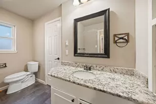 1217 W Redbud Dr, Hurst, TX 76053 - Photo 25