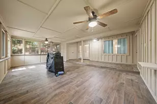 1217 W Redbud Dr, Hurst, TX 76053 - Photo 33