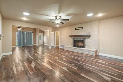 1217 W Redbud Drive, Hurst, TX 76053 - Photo 11