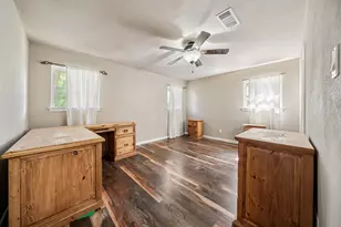 1217 W Redbud Dr, Hurst, TX 76053 - Photo 19